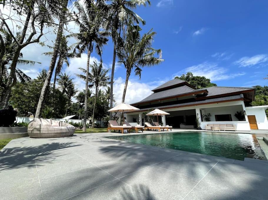 Villa Vespa Lovina Exteriör bild
