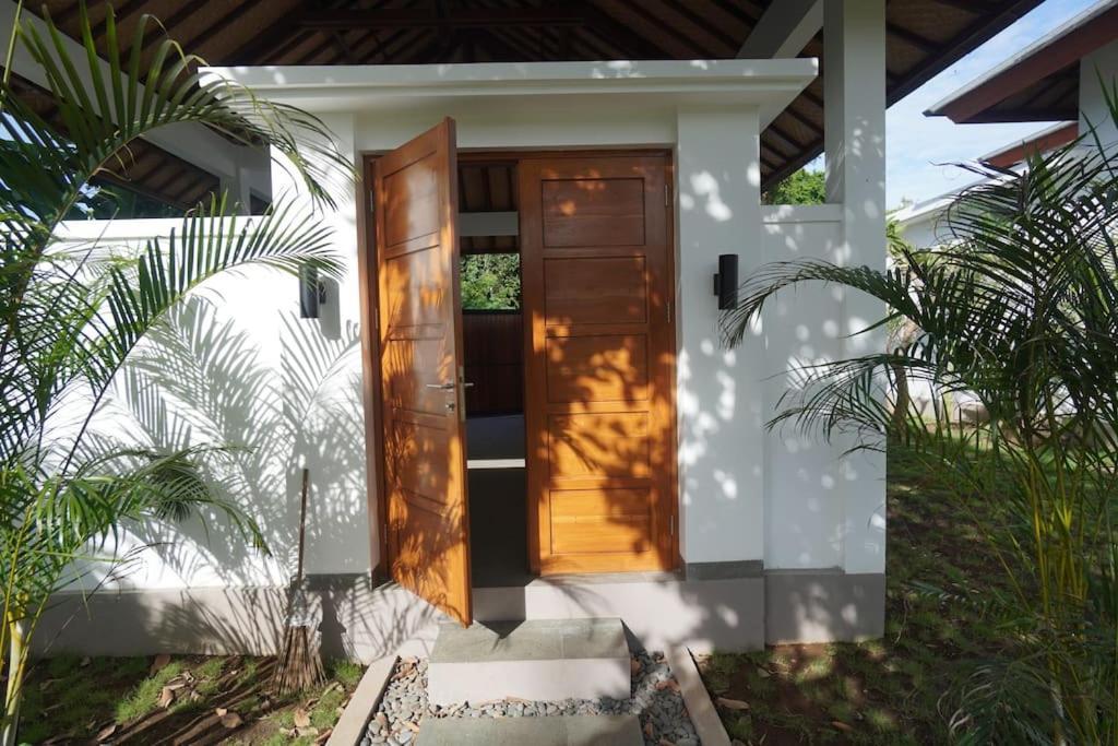 Villa Vespa Lovina Exteriör bild