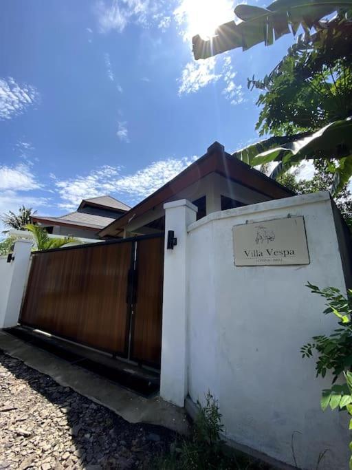 Villa Vespa Lovina Exteriör bild
