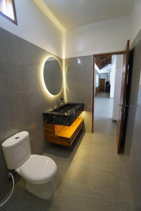 Villa Vespa Lovina Exteriör bild
